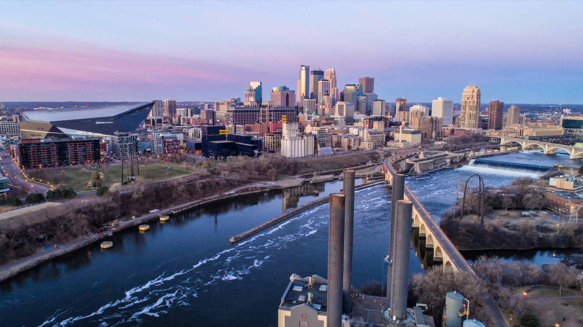 Minneapolis skyline and the Mississippi River